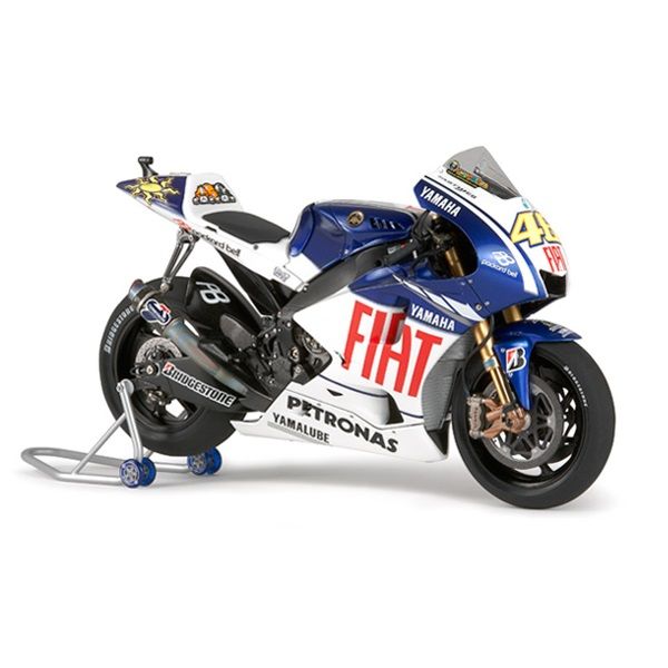 موتور بازی مدل yamaha yzr m1 world champion 2009